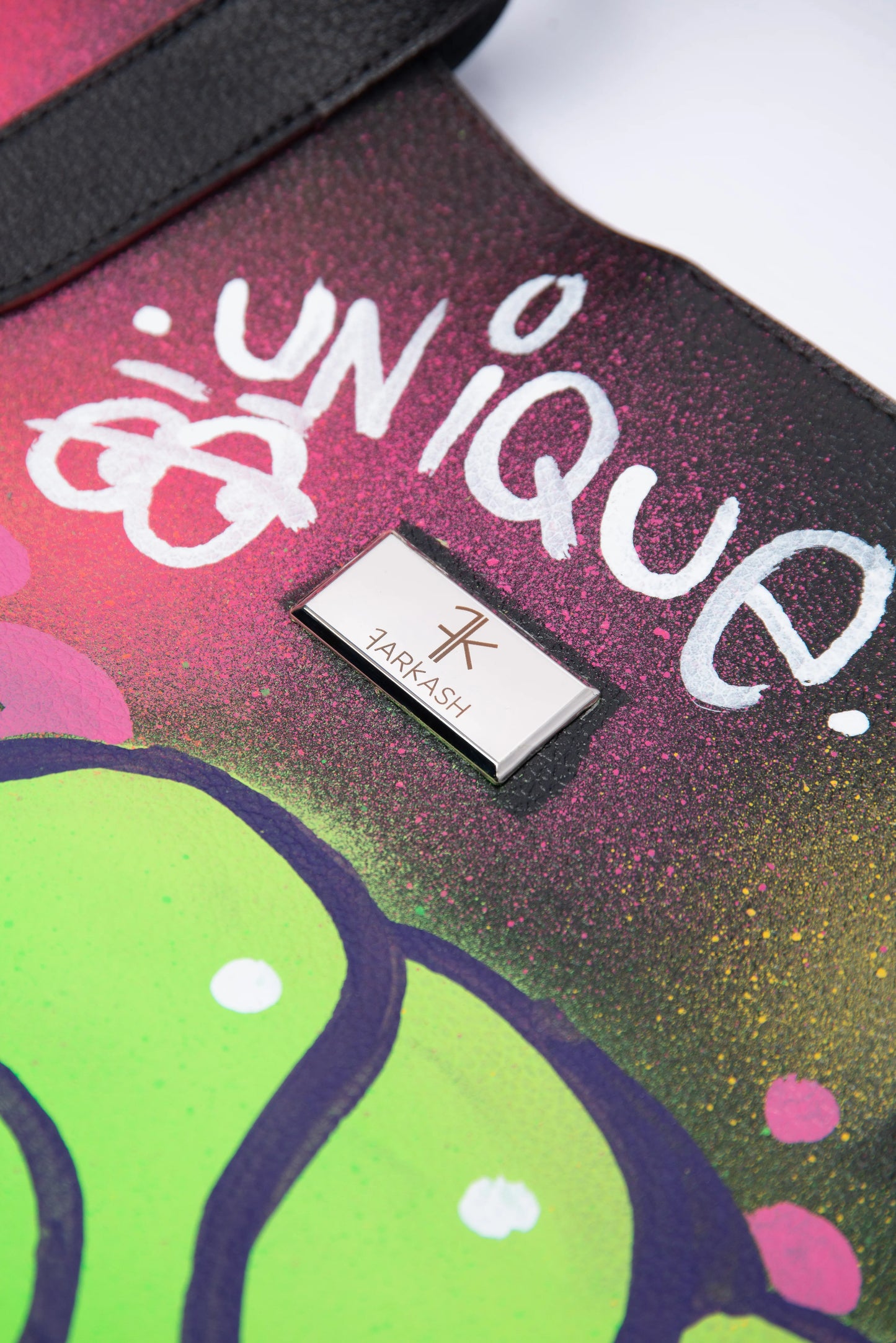 Farkash graffiti bag