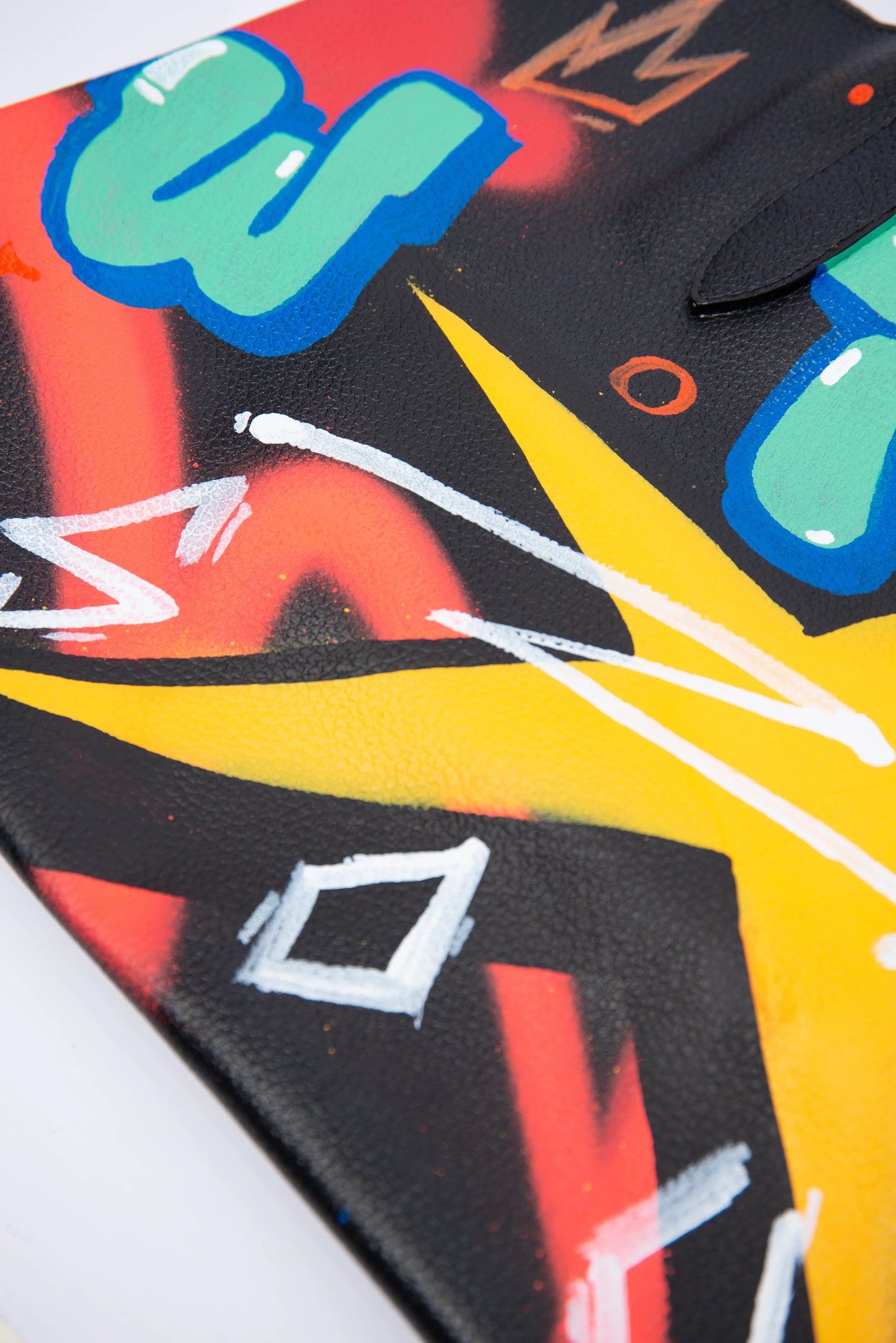 Pop graffiti bag